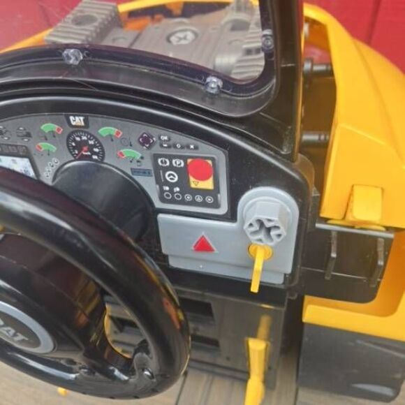 CAT truck toy engine klein And Home Depot talking tool box. Mechanic Toys - Picture 11 of 16